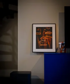 Porto kesklinna valgustipoe soe oranž foto, Anti Soosaar, prinditud Fujitsu fotopaberile, sobib elutuppa, kontorisse ja kohvikuseinale.